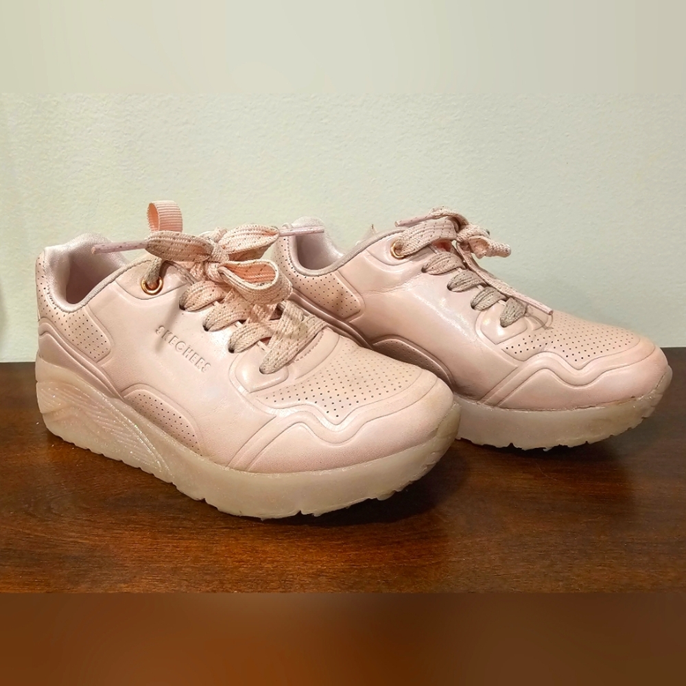 Skechers Blush Pink Sneakers Girl's Size 12